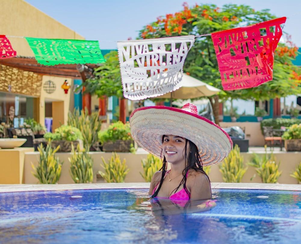 Hotel Los Patios 카보산루카스 외부 사진